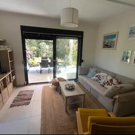 Azure Nest Family Getaway In Halkidiki Casa vacanze